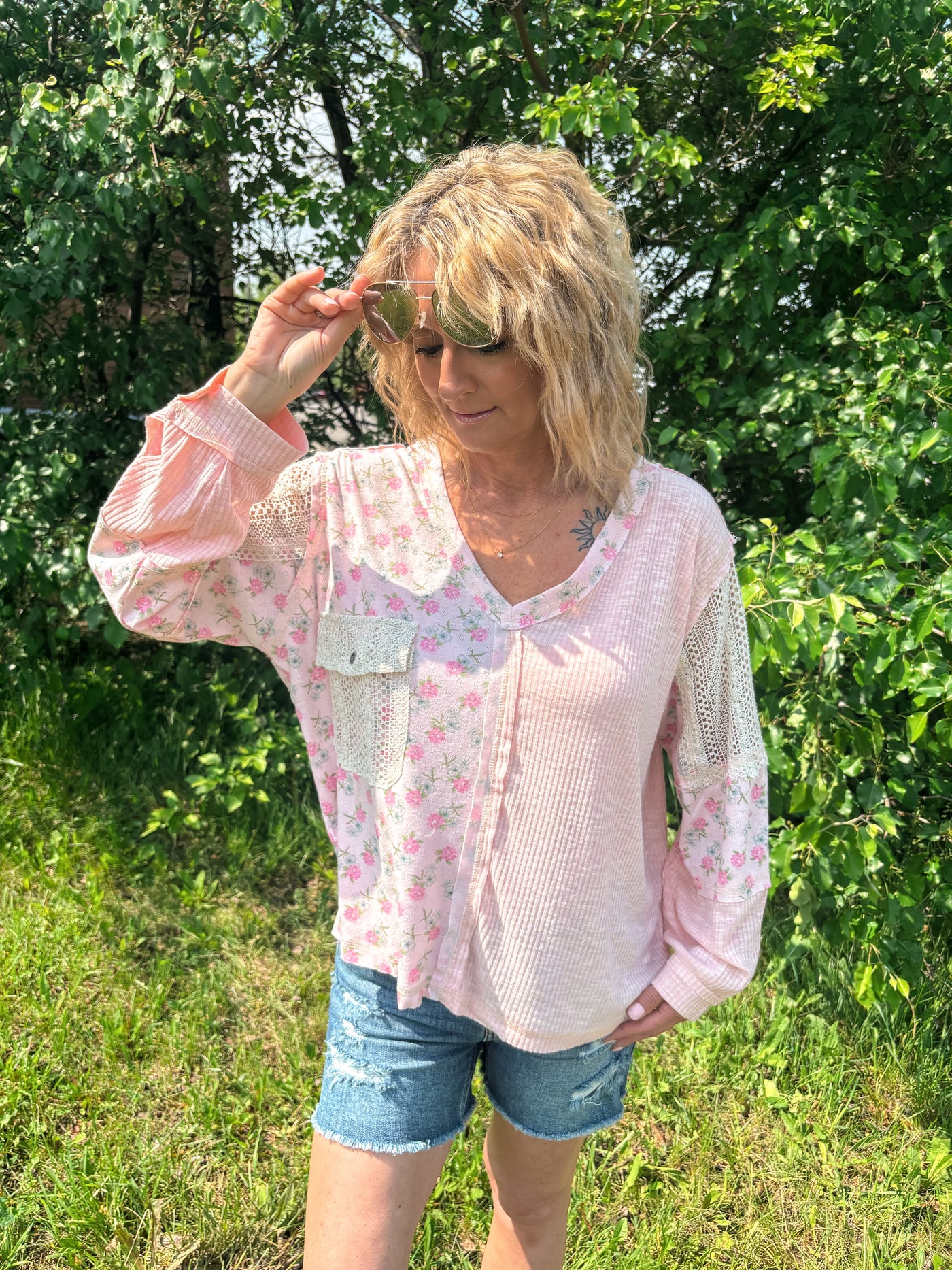 Floral Print Contrast Pocket Knit Top