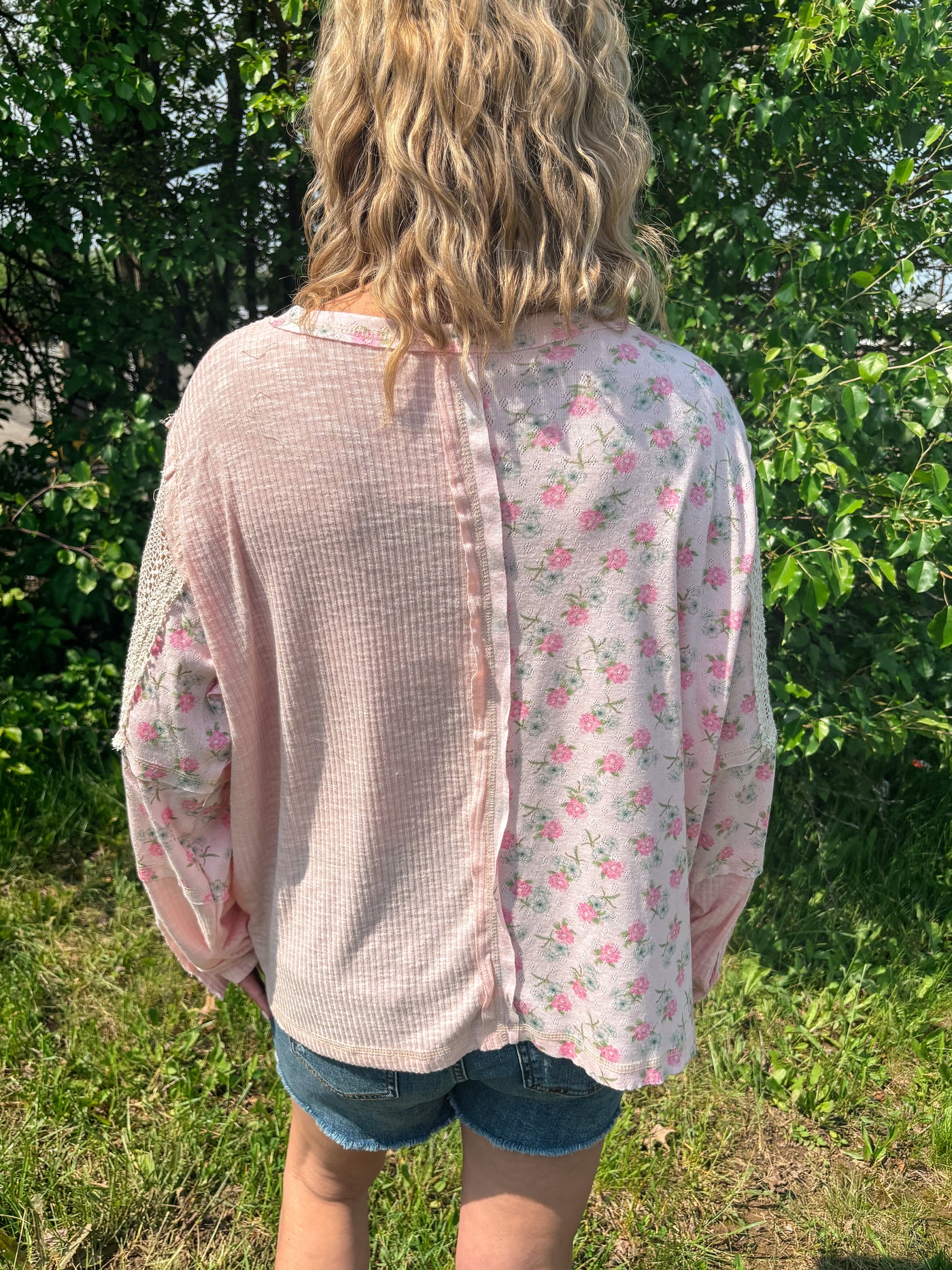 Floral Print Contrast Pocket Knit Top